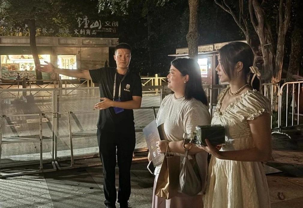 C:/Users/BA/Desktop/“安保鐵軍、硬核保障”2024系列報道四十三——月滿中秋，南京市保安服務(wù)有限公司圓滿護航“2024 南京森林音樂會”/6.jpg6